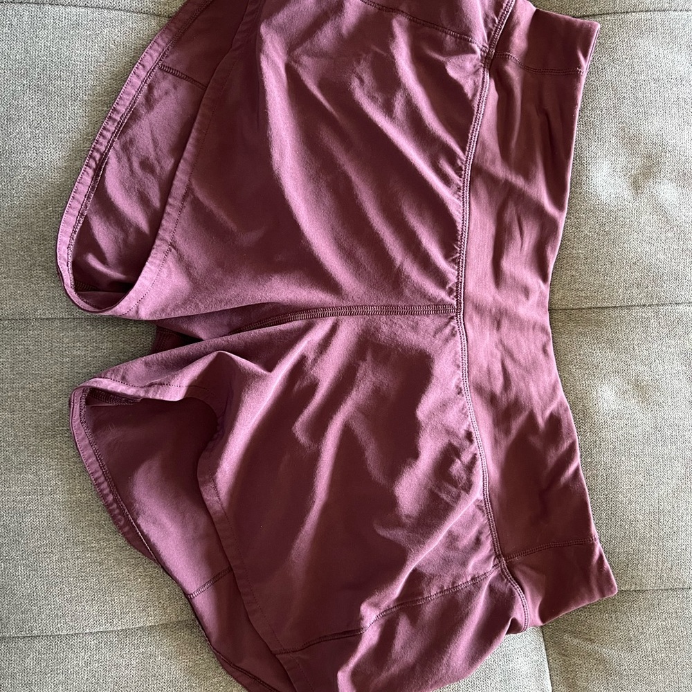 Lululemon Speed Up Shorts, Size 8, Inseam 4”